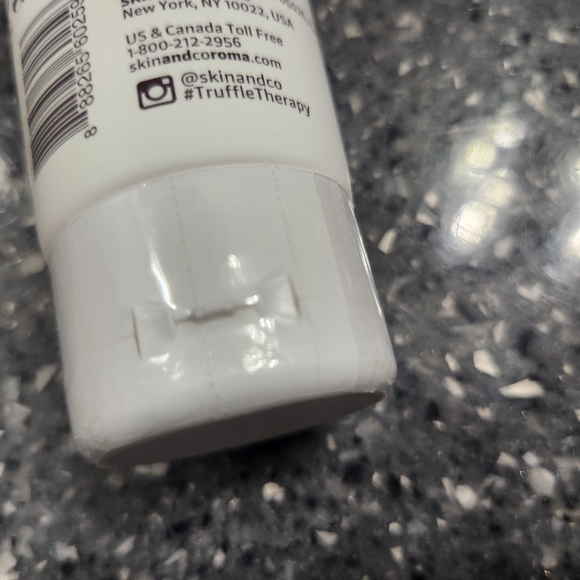 Skin & CO Whipped Cleansing Cream 100ml new - Picture 2 of 3